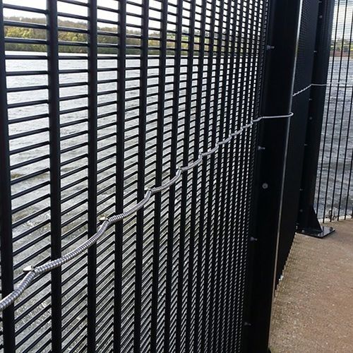 金属网格围栏 - HiSec SR2 (B3) - ZAUN FENCING  - 钢 / 灰色 / 绿色
