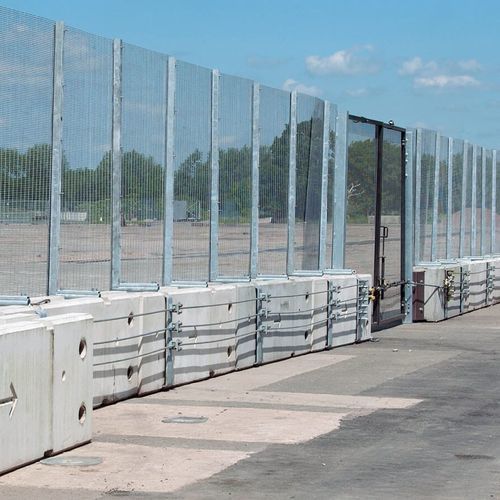 焊接网格围栏 - ZAUN FENCING  - 线缆 / 专业用途 / 钢