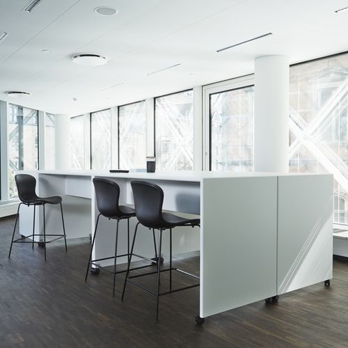 现代风格高脚桌 - X60140 - Montana Furniture - 涂漆中密度纤维板 / 涂漆MDF桌脚 / 长方形