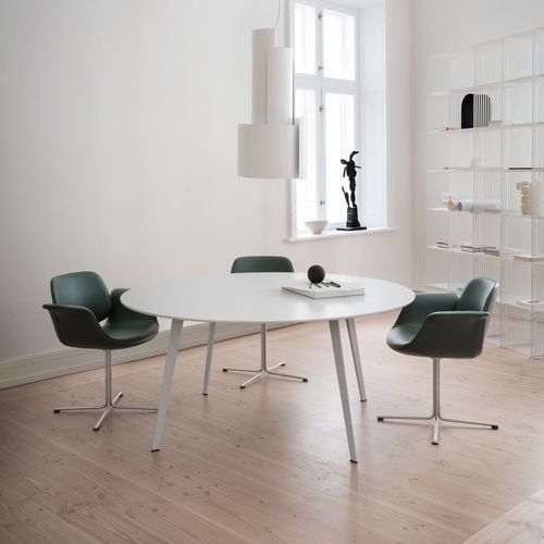 现代风格餐桌 - JW140 - Montana Furniture - 栎木 / 漆布 / 铝座桌脚