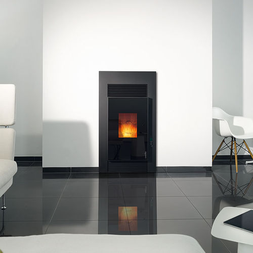 颗粒采暖炉 - PE NOVA - Wodtke GmbH - 5 kW...10 kW / 现代风格 / 金属
