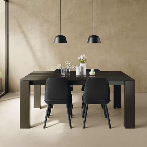 现代风格餐桌 - 104 - VIVE - MUEBLES VERGE S.L. - 玻璃 / 陶瓷 / 漆木桌脚