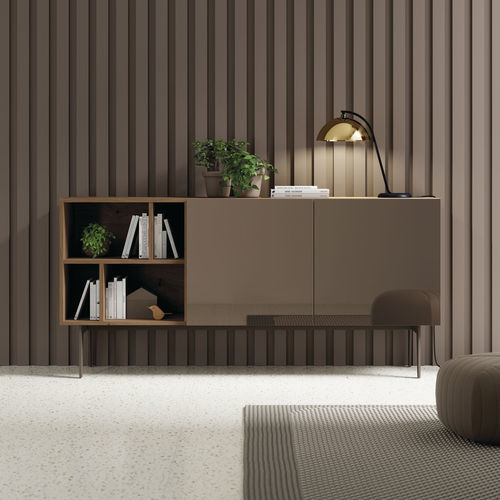 现代餐边柜 - COMPACT APARADOR 10 - VIVE - MUEBLES VERGE S.L. - 栎木 / 木制贴皮 / 哑光漆木