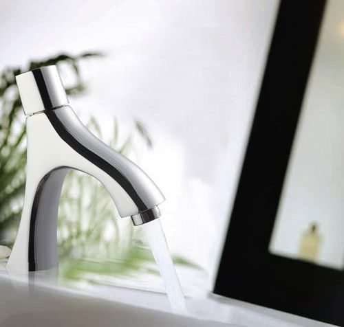 洗脸盆冷热水龙头 - HINDWARE ITALIAN: ARMADA - HSIL Limited (Hindware) - 台面 / 镀铬金属 / 浴室