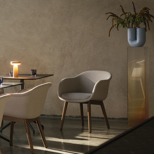 便携式灯 - EASE  - Muuto - 丙烯塑料 / 蛋白石 / 现代风格