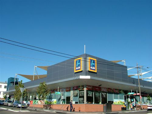 立面板 - ALDI LAKEMBA - Vitragroup - 纤维水泥 / 高亮光