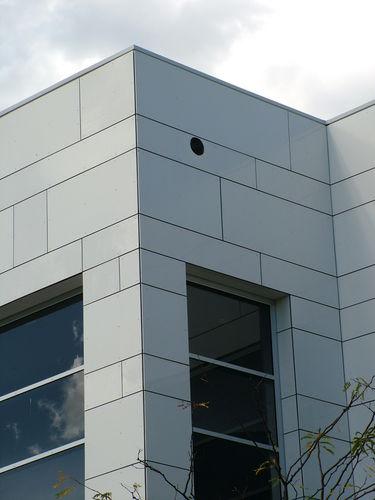 立面板 - PENRITH PLAZA SHOWING  - Vitragroup - 纤维水泥 / 高亮光