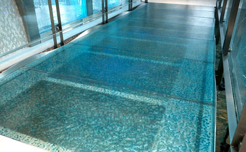 玻璃活动地板 - WALKING ON WATER - ThinkGlass - 高强度 / 防滑 / 抗菌
