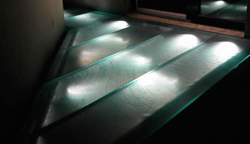 装饰玻璃板 - LUMINOUS PATIO - ThinkGlass - 半透明 / 用于行人桥 / 防滑