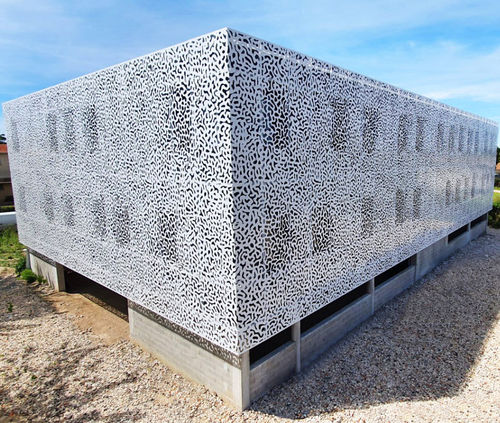 热喷漆铝制建筑遮阳板 - CORAIL - FRANCE RESILLE - 用于外墙 / 用于窗 / 立式