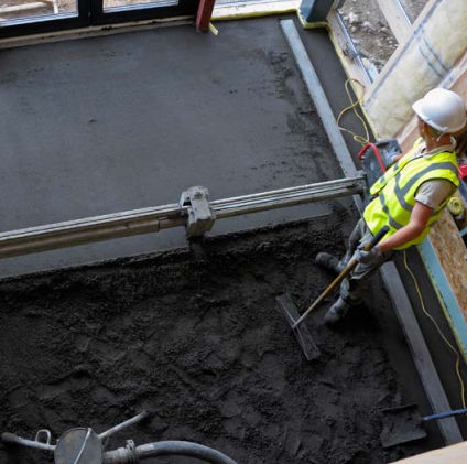 水泥地面 - ISOCRETE K-SCREED - Tremco CPG Iberia & Italy - Flooring - 室内 / 用于楼梯板 / 商业