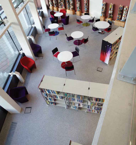 混凝土地面 - ISOWARM CASTLEBOARD SYSTEM - Tremco CPG Iberia & Italy - Flooring - 室内 / 用于楼梯板 / 商业