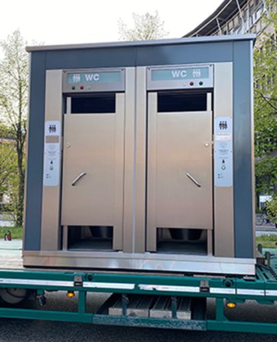不锈钢公共厕所 - UNISEX URINAL - HERING Sanikonzept GmbH - 两个