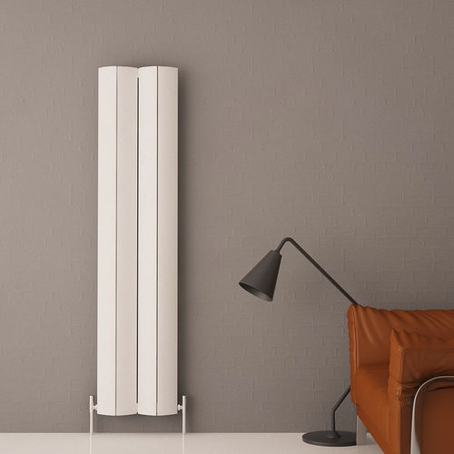 热水暖气片 - NIXIE - Carisa Designer Radiators - 0...500 w / 751 w...1000 w / 现代风格