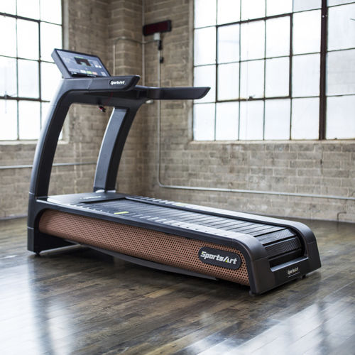 可编程跑步机 - N685 - SportsArt Fitness