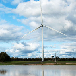 平行轴风力发电机 - V136-4.5 MW™ - Vestas - 3叶 / 陆上 / 位于自承重桅杆上