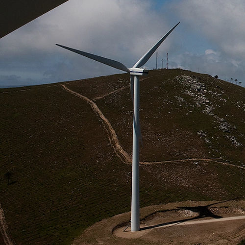 平行轴风力发电机 - V90-2.0 MW™ - Vestas - 三叶片 / 陆上 / 位于自承重桅杆上