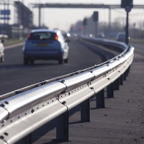钢道路安全栏 - VETEX™ TERMINALS  - TATA STEEL - 公路