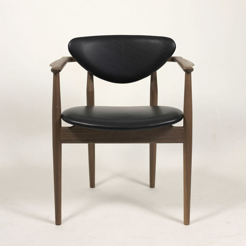 北欧风格椅子 - 109 - House of Finn Juhl – Onecollection - 室内 / 胡桃木 / 布艺
