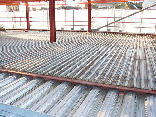 金属波纹板 - MULTIDECK 80-V2 - Kingspan structure - 电镀钢 / 用于楼板