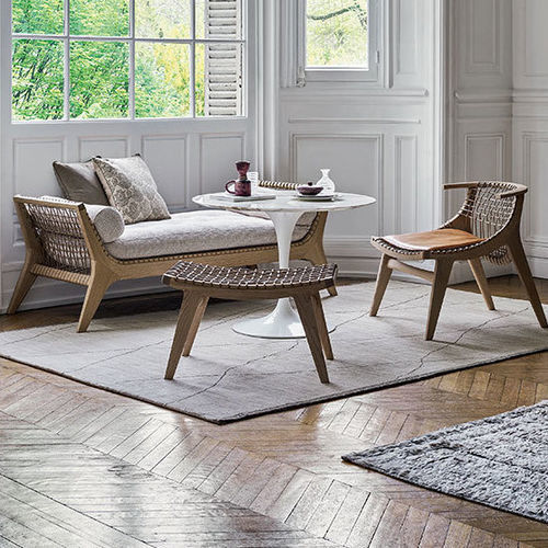 现代风格小圆桌 - Knoll international - 丙烯塑料 / 铝制 / 木制贴皮