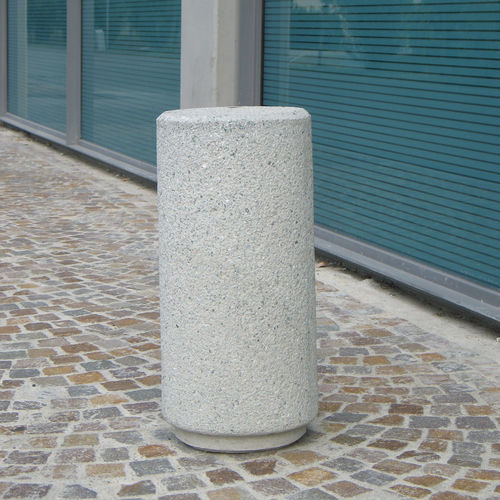 防护桩 - RIMINI - VASART URBAN DESIGN - 可拆卸 / 混凝土 / 公共空间