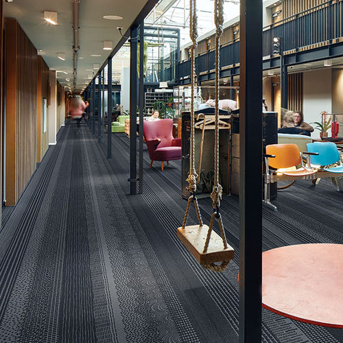 植绒满铺地毯 - SHOWTIME GRAPHIC - Forbo Flooring Systems/福尔波 - 聚酰胺 / 商业 / 印花