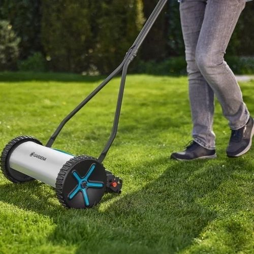 手推自行式草坪割草机 - 11750-20 - GARDENA Deutschland GmbH/嘉丁拿 - 商用 / 无电机 / 静音