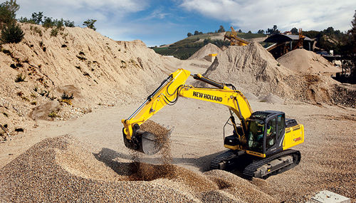 中型挖土机 - E215C - New Holland Construction - 履带式 / 工程