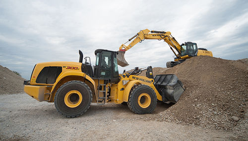 轮胎式装载机 - W300C - New Holland Construction - Tier 4 中级 / 柴油 / 工程