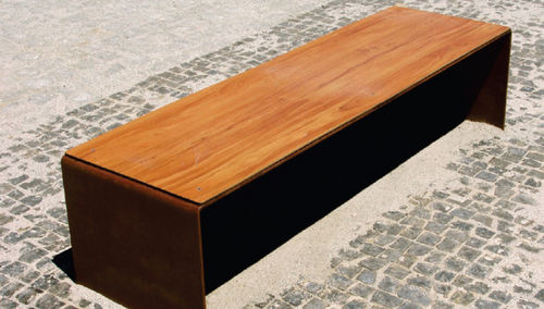 现代风格公共长椅 - VILAR DE MOUROS - EUROBOLLARD - 耐候钢