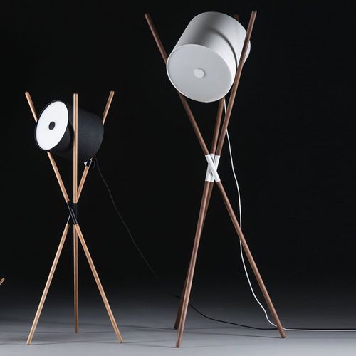 落地灯 - SHIFT - Artisan Solid Wood Furniture - 粉末涂层钢 / 栎木 / 胡桃木