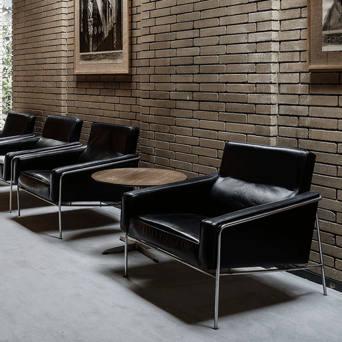 现代风格扶手椅 - 3300™ - Fritz Hansen - 布料 / 棕色 / 黑色