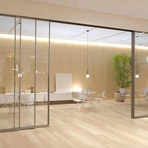 滑动式隔断 - PRIVÉ - IOC project partners - 玻璃板 / 木制 / 铝制