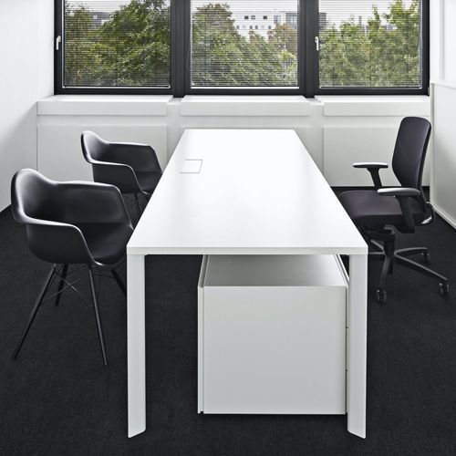 现代风格会议桌 - FLIPPER BENCH - UNIFOR - 木制 / 层压材料 / 三聚氰胺