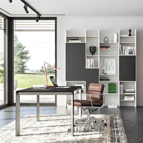 现代风格桌 - TISCH - Kettnaker GmbH & Co. KG Möbel-Manufaktur - 漆木 / 金属桌脚 / 正方形