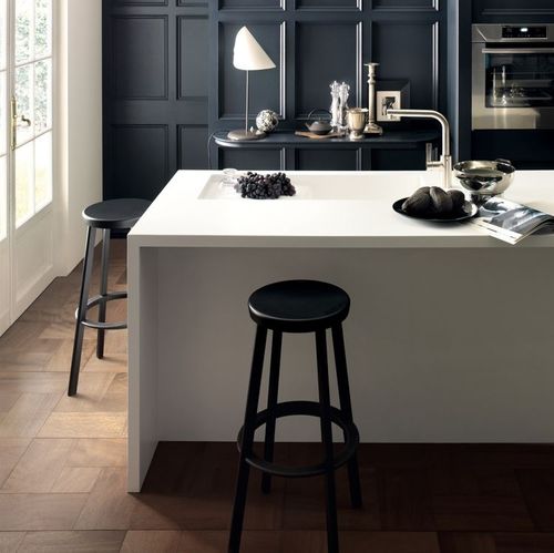Corian®可丽耐厨房台面 - CORIAN - 户外 / 白色 / 黑色
