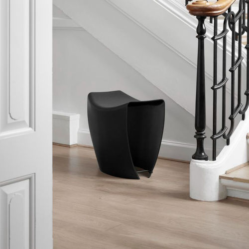 极简主义风格凳子 - GALLERY - Fredericia Furniture - 白蜡木 / 胡桃木 / 胶合板
