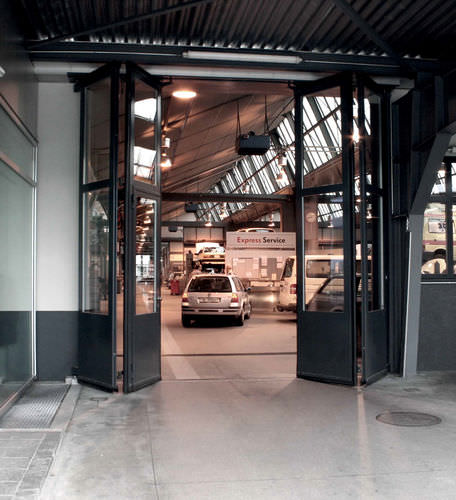 折叠门自动控制器 - Drive mechanisms for sliding/folding doors  - Gilgen Door Systems AG 
