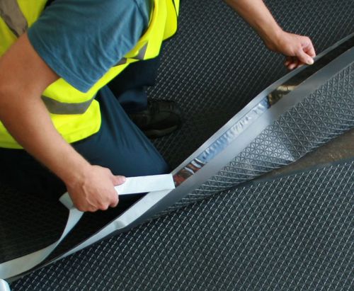 聚丙烯地面 - DampSafe 601 Slinline - Newton Waterproofing Systems - 室内 / 商业 / 卷式